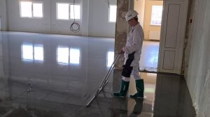 Наливной пол механизированным способом. 1200 кв.м за 10 часов