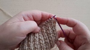 Фактурная американская резинка. 3 петли и 2 ряда