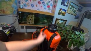 Обзор аккумуляторного опрыскивателя "Жук"