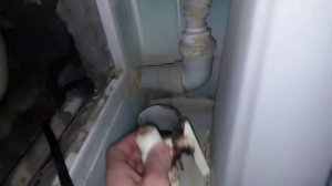 Замена  шарового крана в труднодоступном месте в ванне  #заменакрана #сервисвдом