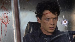 УБИВАЕТ ВСЕХ КТО ЕГО ВИДИТ