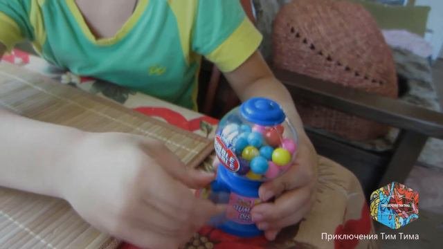 #распаковкаигрушек  Распокавка мини-автомата для жевачек