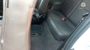 TOYOTA IQ (2010)