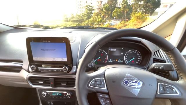 Ford EcoSport SE Variant without spare tyre on back of the vehicle | Review by Baiju N Nair смотреть онлайн