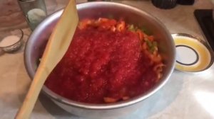 Салат из болгарского перца с рисом на зиму