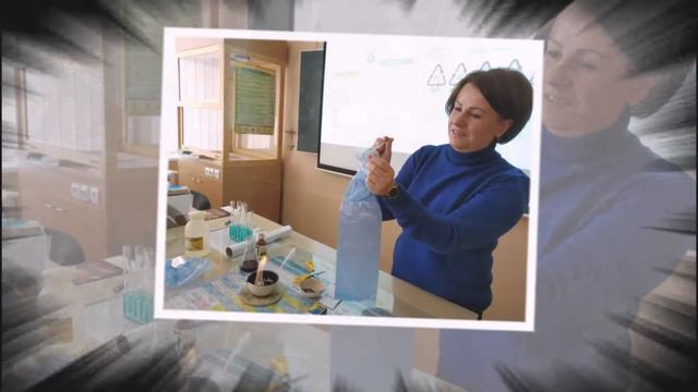 Дружній педагогічний колектив школи 212 Деснянського району міста Києва. смотреть онлайн