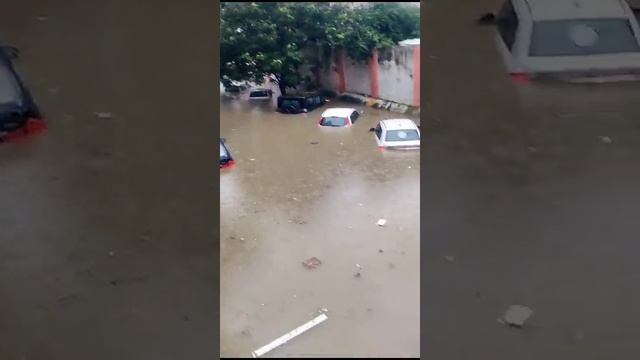 Сильное наводнение в индийском городе Нагпур