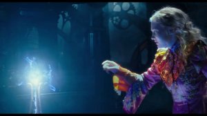 Alice Through The Looking Glass Hatter Trailer