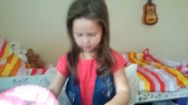 Обзор набора детской косметики Hello Kitty смотреть онлайн