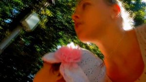 Детский ВЛОГ #Алиса учится кататься на велосипеде первый раз! Парк Победы Ставрополь.