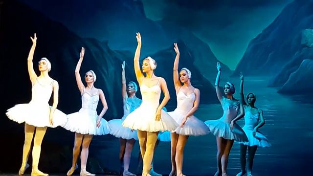 Классический Русский балет - худ.рук.Хасан Усманов смотреть онлайн