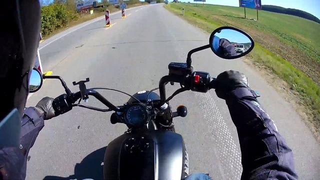 2019 Indian Scout Bobber Review (With V Performance exhaust and other mods!) смотреть онлайн