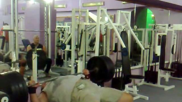 Наумов Александр Жим лежа 180х4 с паузой 3-4 секунды смотреть онлайн