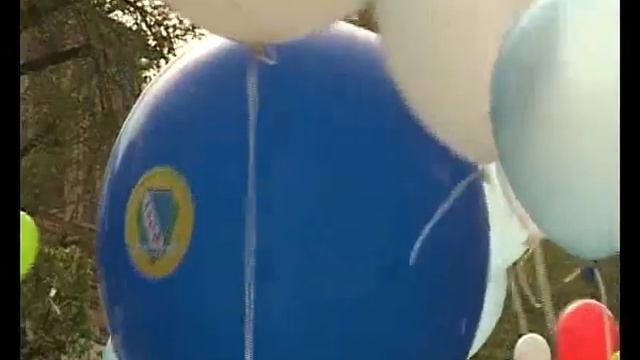 О тех, кто работает для нас и в праздничные дни смотреть онлайн