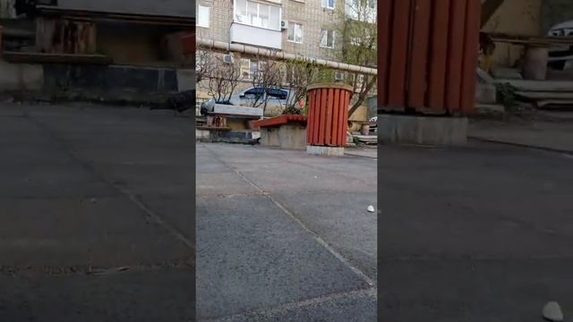 упражнения на турнике и брусьях .Для укрепления хвата .это упражнение очень полезно будет борцам! смотреть онлайн