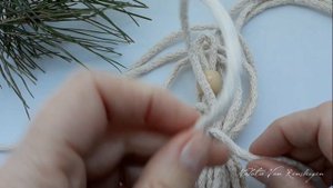 Декоративная кисть СНОПИК в технике макраме