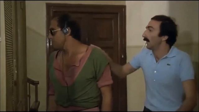 Когда ты в наушниках а тебе что то говорят смотреть онлайн