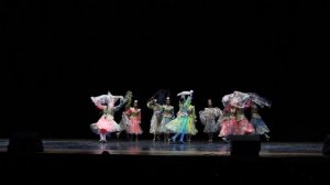 Татарский танец "Праздничная плясовая".