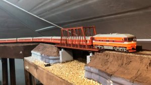 Поезд Урал с багажным вагоном