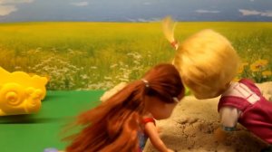 Маша УШЛА от Мамы? Что за подарок? маша и барби куклы