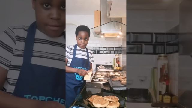 Making a juicy hamburger with @Tefal optigrill смотреть онлайн