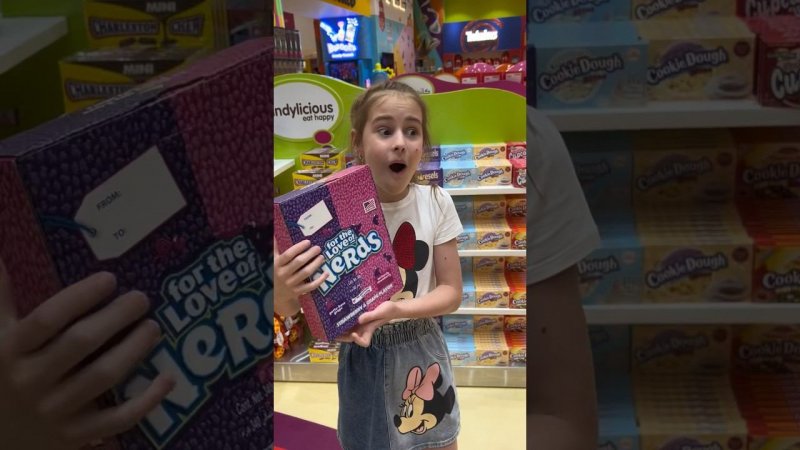 Челлендж ДА или НЕТ Что купит мама Алина решает #shorts #данетчеллендж