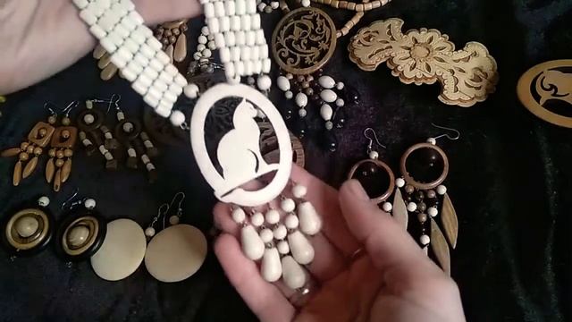 Мои деревянные украшения. С какими камнями сочетаются. смотреть онлайн