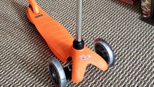 Детский кикборд Micro Mini Micro смотреть онлайн