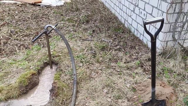 ВОДА НА ДАЧЕ // самый простой и экономный способ??? смотреть онлайн