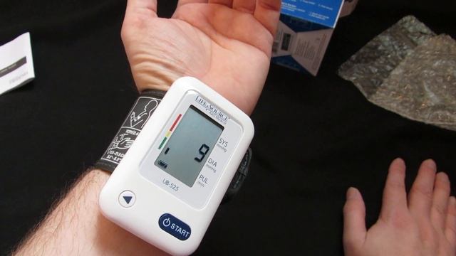 Life Source Wrist Blood Pressure Monitor Unboxing LPOS смотреть онлайн