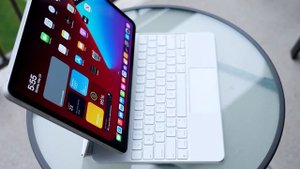 Why I Skipped The New XDR iPad! M1 iPad Pro 11" vs 12.9" XDR Review & Comparison!