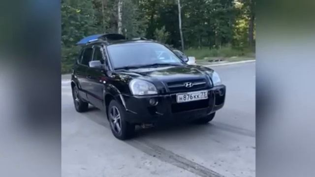 Нанесение твёрдого воска от DETAIL смотреть онлайн