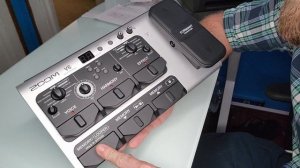 Zoom V6 SP Vocal effects processor unboxing