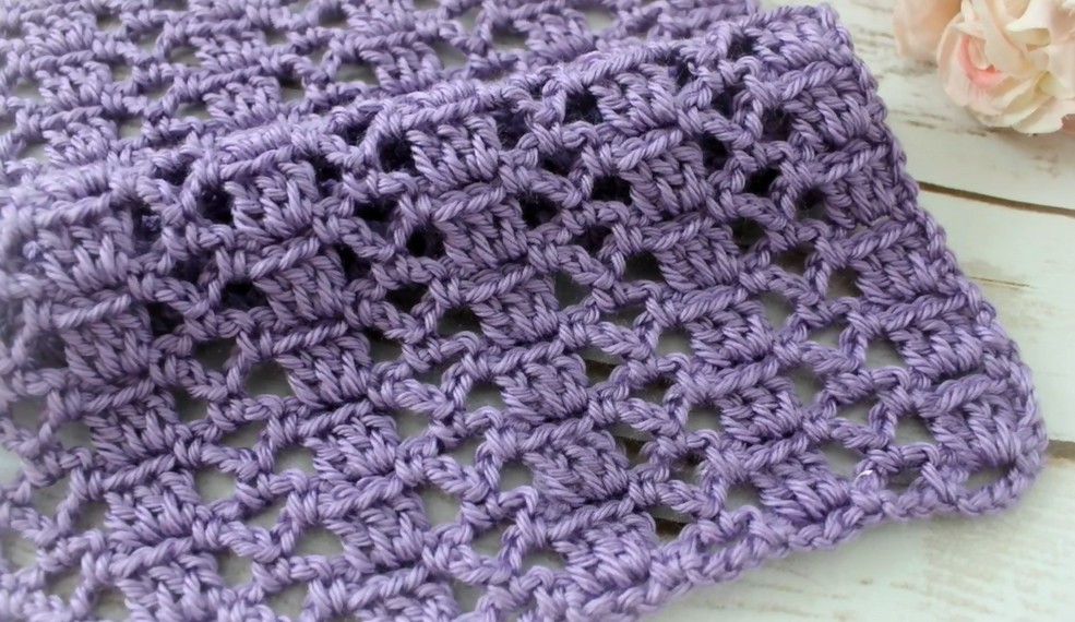 Простой узор крючком для шарфов и палантинов. смотреть онлайн