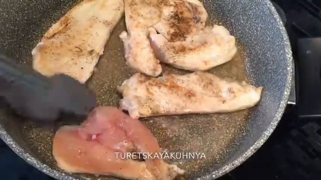 Курица под сливочным соусом. Обед, ужин за 10 мин. Рецепты из куриного филе. смотреть онлайн