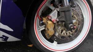 Honda RVF400