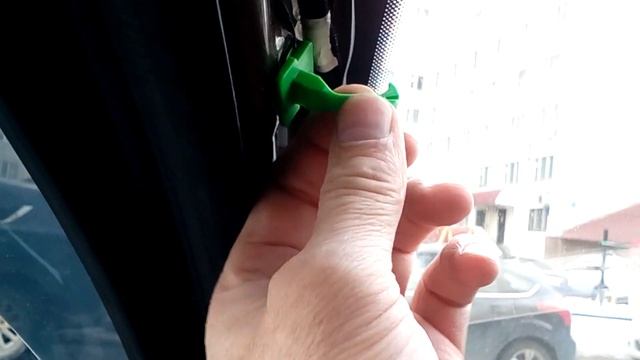 Снятие и установка обшивки передней стойки Рено Дастер 2022 год смотреть онлайн