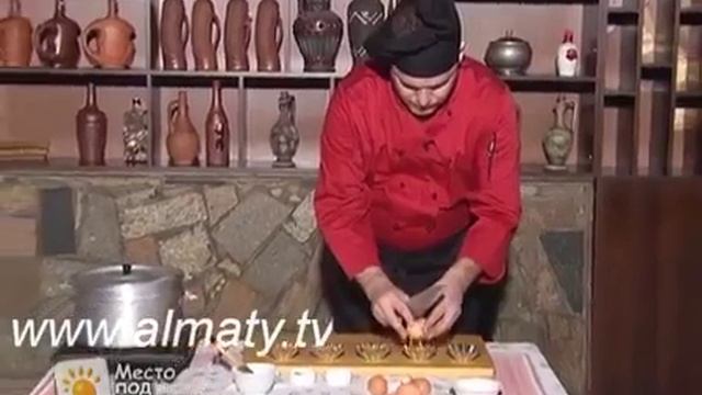 Яичница в мантоварке