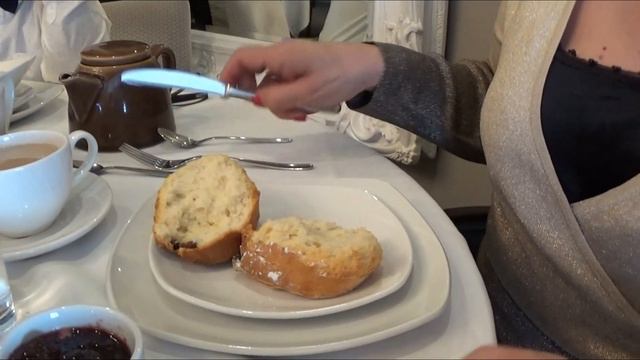 Afternoon Tea(Послеполуденный чай).