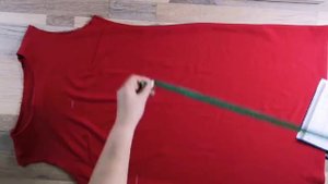 Показываю пошаговый крой любимой туники из нелюбимого платья. Убираю дефект.