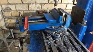 Делаю из рессоры параллельки для фрезерного станка