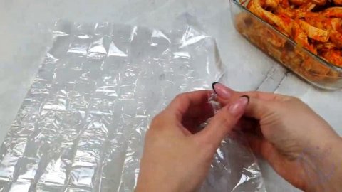 Украинские хозяюшки научили готовить сало только так: закуска из тонкого сала "за копейки"