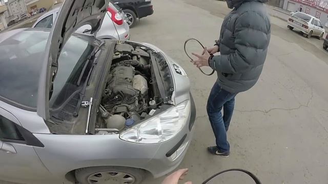 Замена ремня генератора Пежо 308 (Peugeot 308 EP6 120 HP) смотреть онлайн