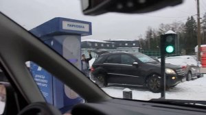 Въезд на паркинг в Домодедово