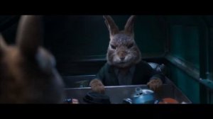 Что нам делать? Немного повеселимся | Кролик Питер 2 (2021)