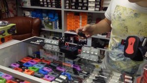 Обзор красно-синего полицейского стробоскопа LED 4-2-16 в решётку радиатора или в бампер.