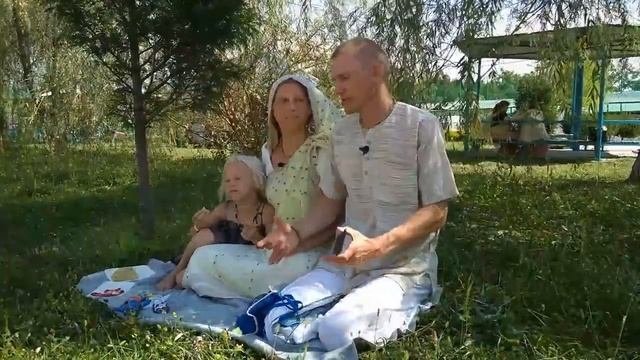 Шридхара д , Нараяни Сундари д д   — Как мы пришли в Сознание Кришны