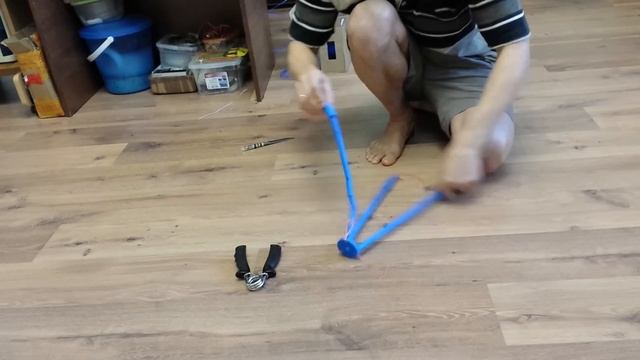 Гибкий штатив (Flexible tripod) смотреть онлайн