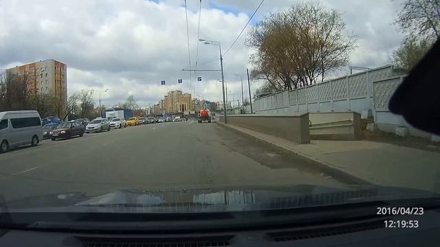 Вместо мозгов - опилки. Дубовые смотреть онлайн