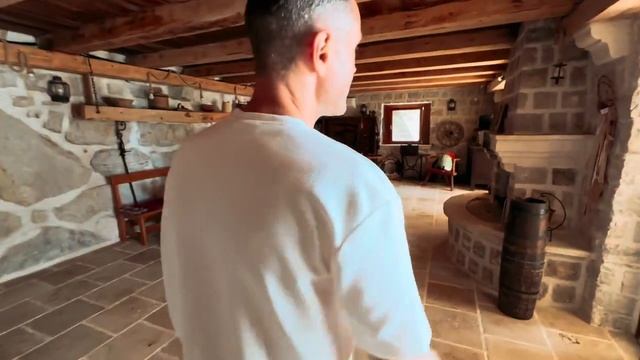 Экскурсия по Институту Красоты & Вечной молодости. Андрей Щербинин. смотреть онлайн